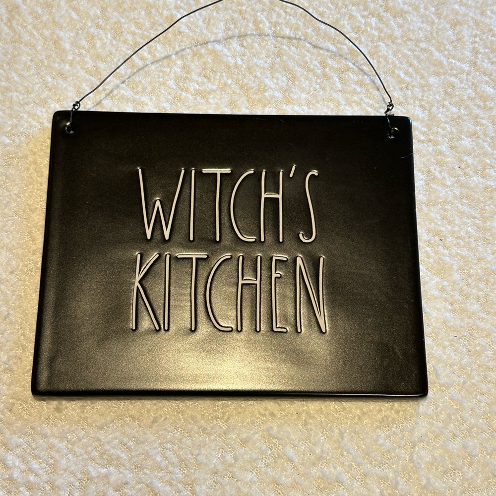 Rae Dunn WITCH’S KITCHEN Ceramic Sign Black Halloween - Picture 2 of 4